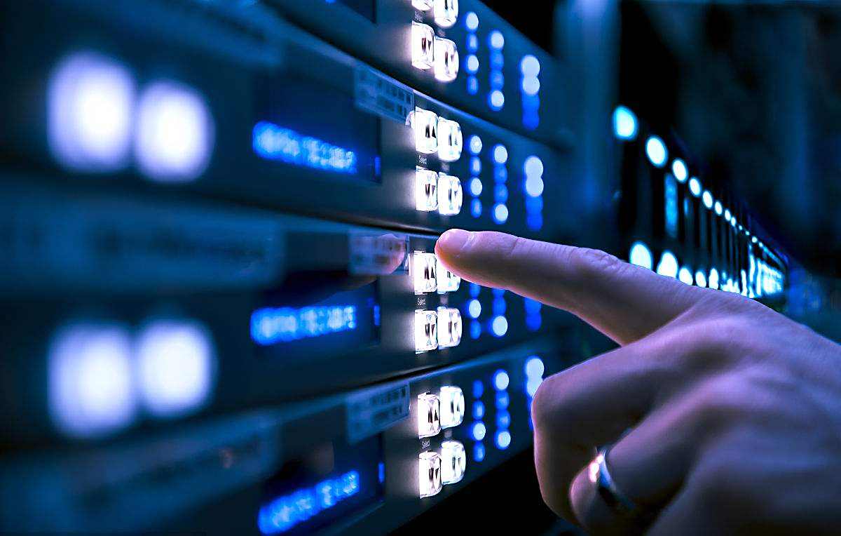 計算機專業(yè)畢業(yè)生的職業(yè)選擇 為何軟件開發(fā)熱，硬件開發(fā)冷？